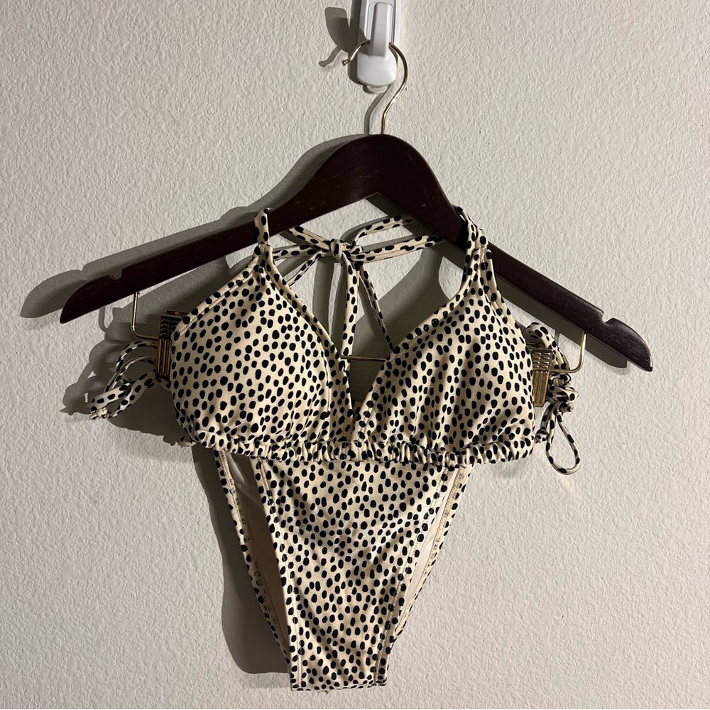 Kendall + Kylie Polka Dot High Waist Bikini Set Women's L Swimsuit Ivory Black - Picture 1 of 7